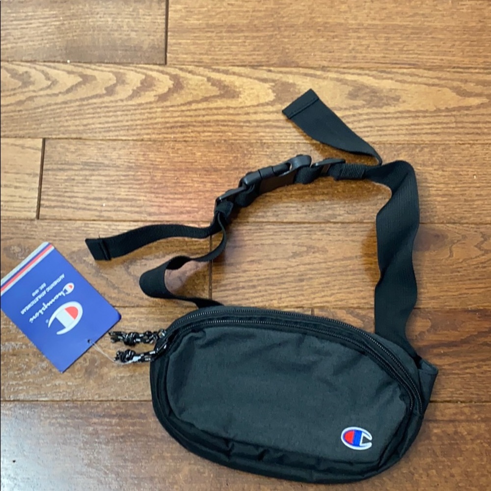 NWT CHAMPION FANNY PACK
